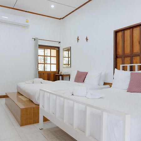 Baanboonpetch Resort Ban Phlong Takhe 외부 사진